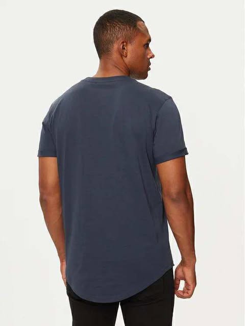 Calvin Klein T-shirt