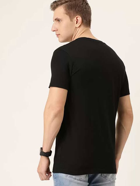 Calvin Klein T-shirt