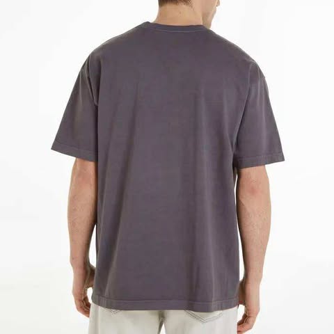Calvin Klein T-shirt