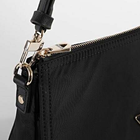 Guess Shoulder Bag