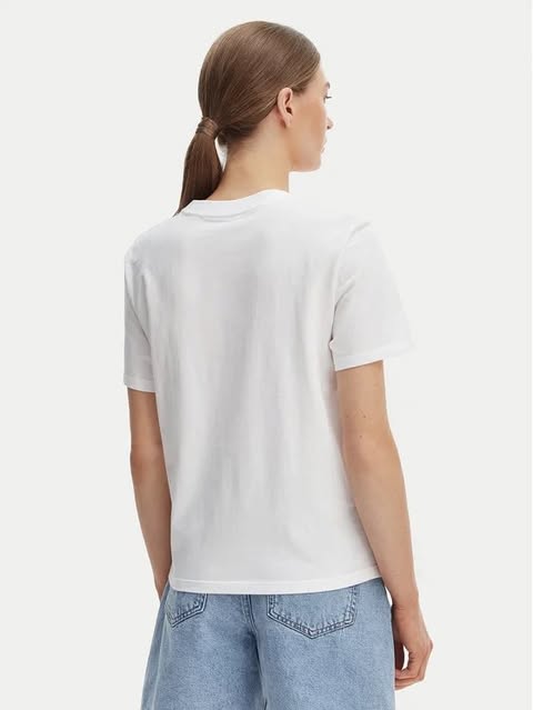 Calvin Klein T-shirt
