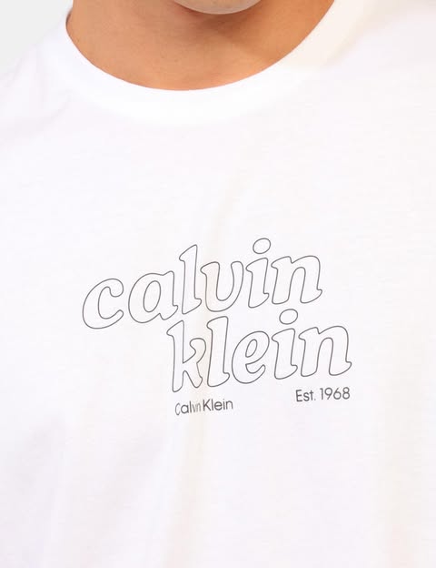 Calvin Klein T-shirt