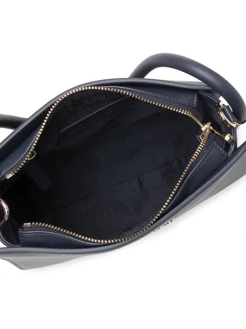 Tommy Hilfiger Shoulder Bag