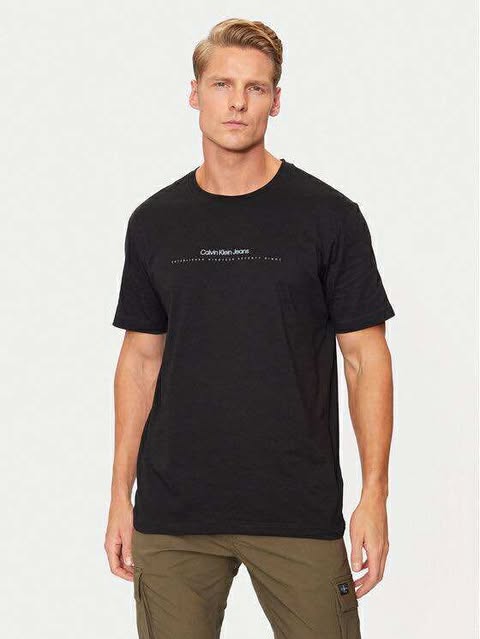 Calvin Klein T-shirt