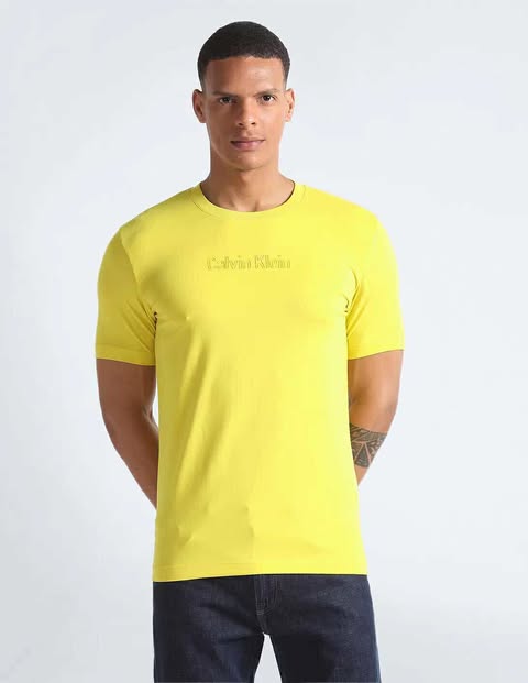 Calvin Klein T-shirt