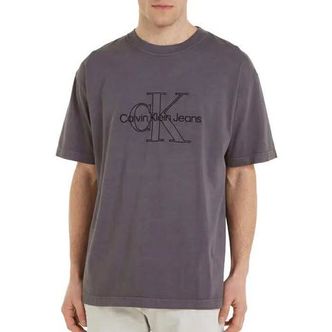 Calvin Klein T-shirt