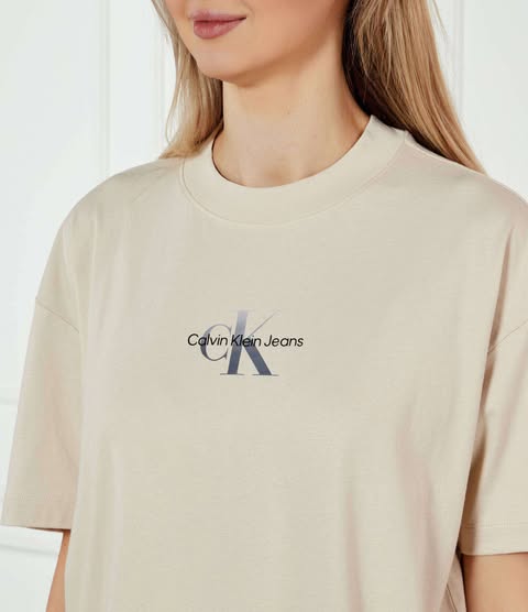 Calvin Klein T-shirt