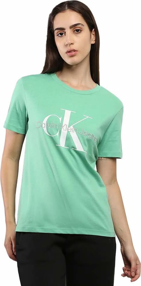 Calvin Klein T-shirt