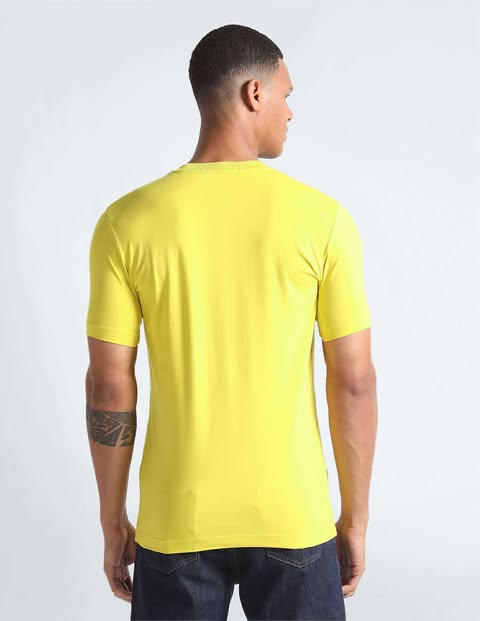 Calvin Klein T-shirt
