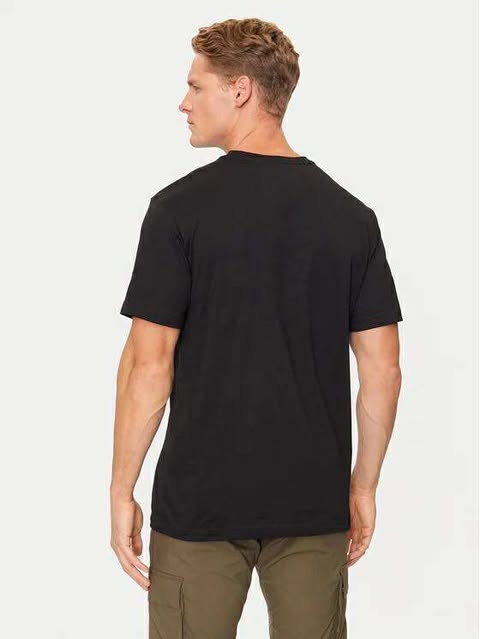 Calvin Klein T-shirt