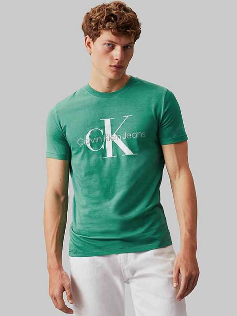 Calvin Klein T-shirt
