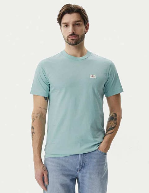 Calvin Klein T-shirt