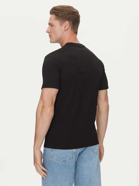 Calvin Klein T-shirt