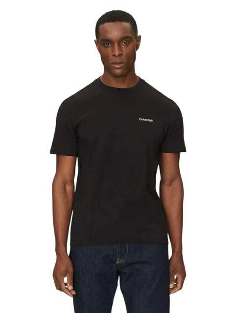 Calvin Klein T-shirt