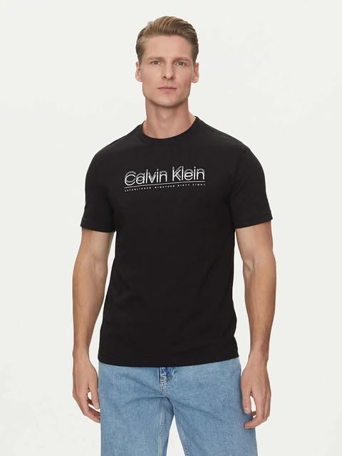Calvin Klein T-shirt