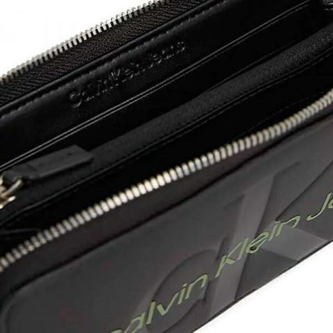 Calvin Klein Jeans Wallet