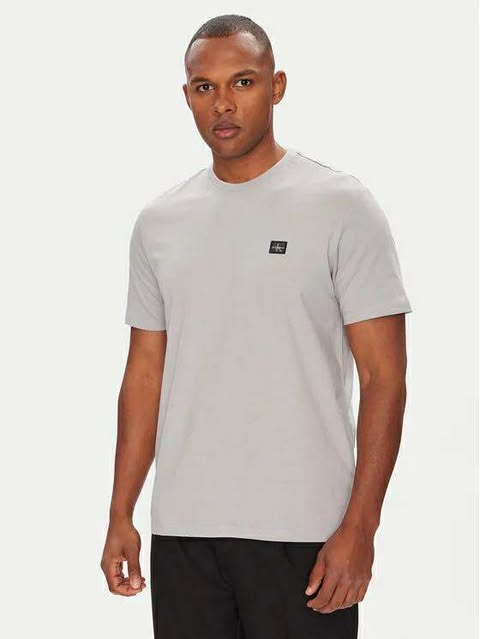Calvin Klein T-shirt
