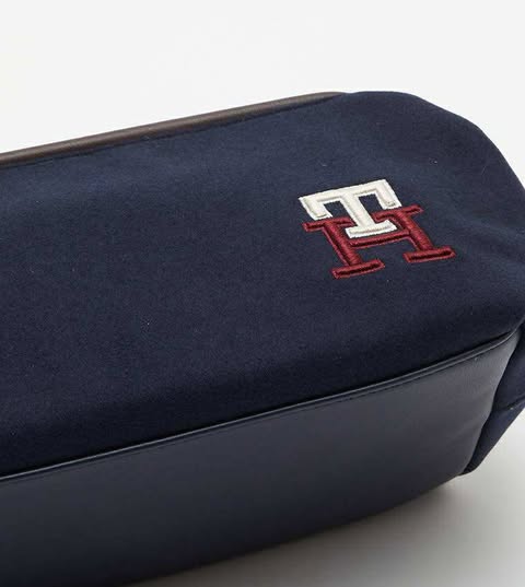 Tommy Hilfiger Toiletry Bag