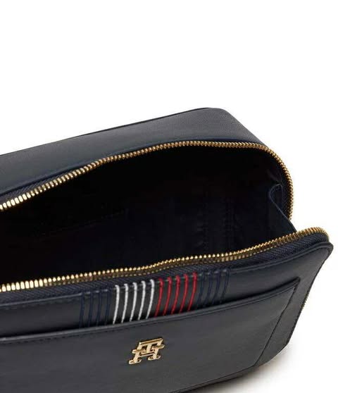 Tommy Hilfiger Crossover