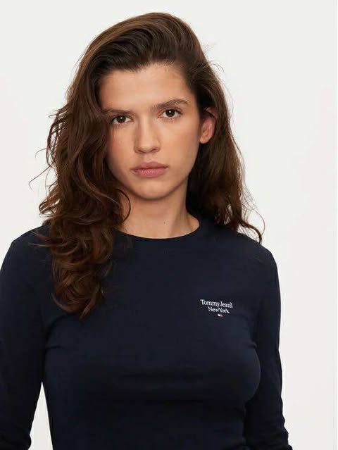 Tommy Jeans Long Sleeve Top