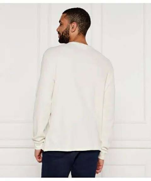 Calvin Klein Sweater