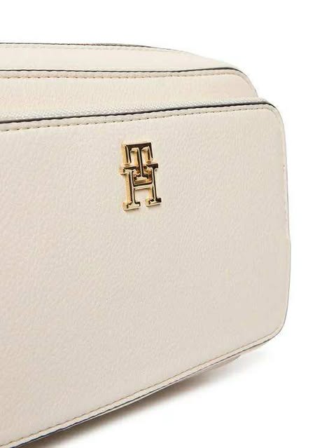 Tommy Hilfiger Camera Bag