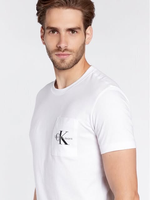 Calvin Klein Tshirt