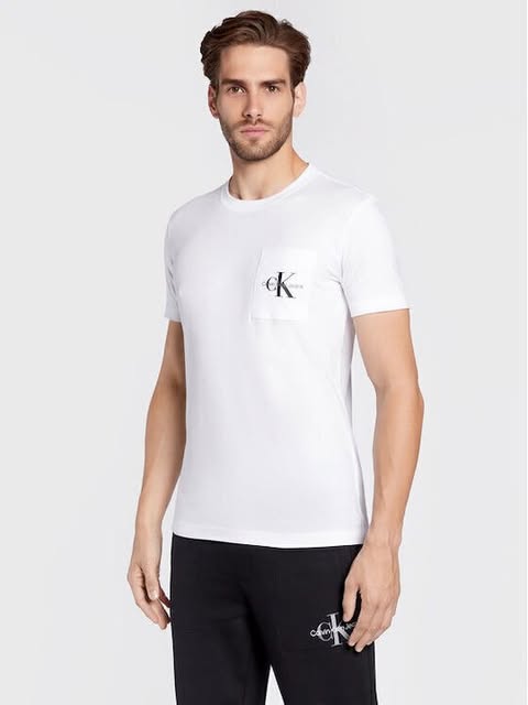 Calvin Klein Tshirt
