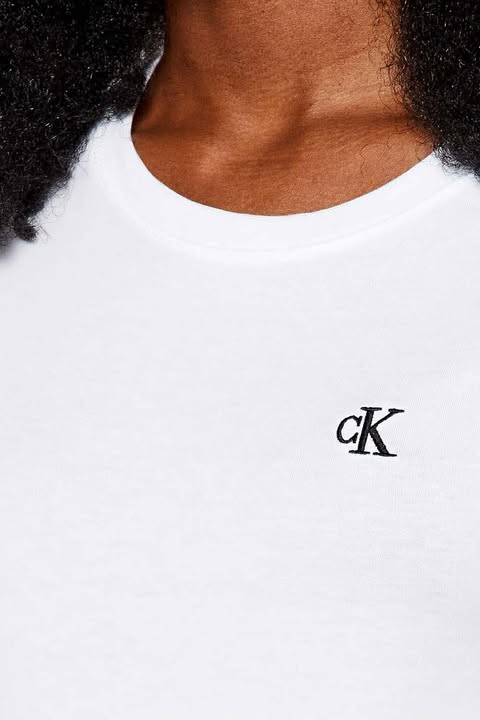 Calvin Klein Tshirt