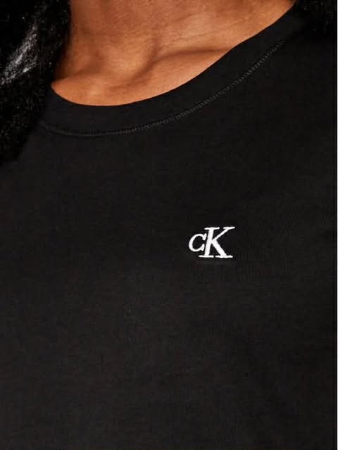 Calvin Klein Tshirt