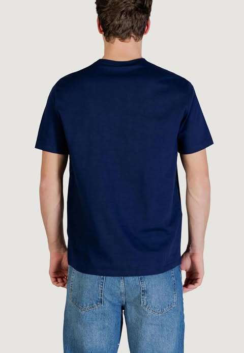 Calvin Klein T-shirt