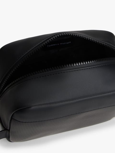 Tommy Hilfiger Washbag