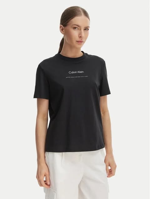 Calvin Klein T-shirt