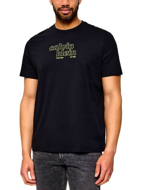 Calvin Klein T-shirt