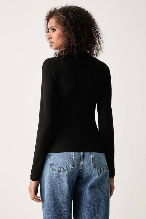 Tommy Jeans Long Sleeve Top